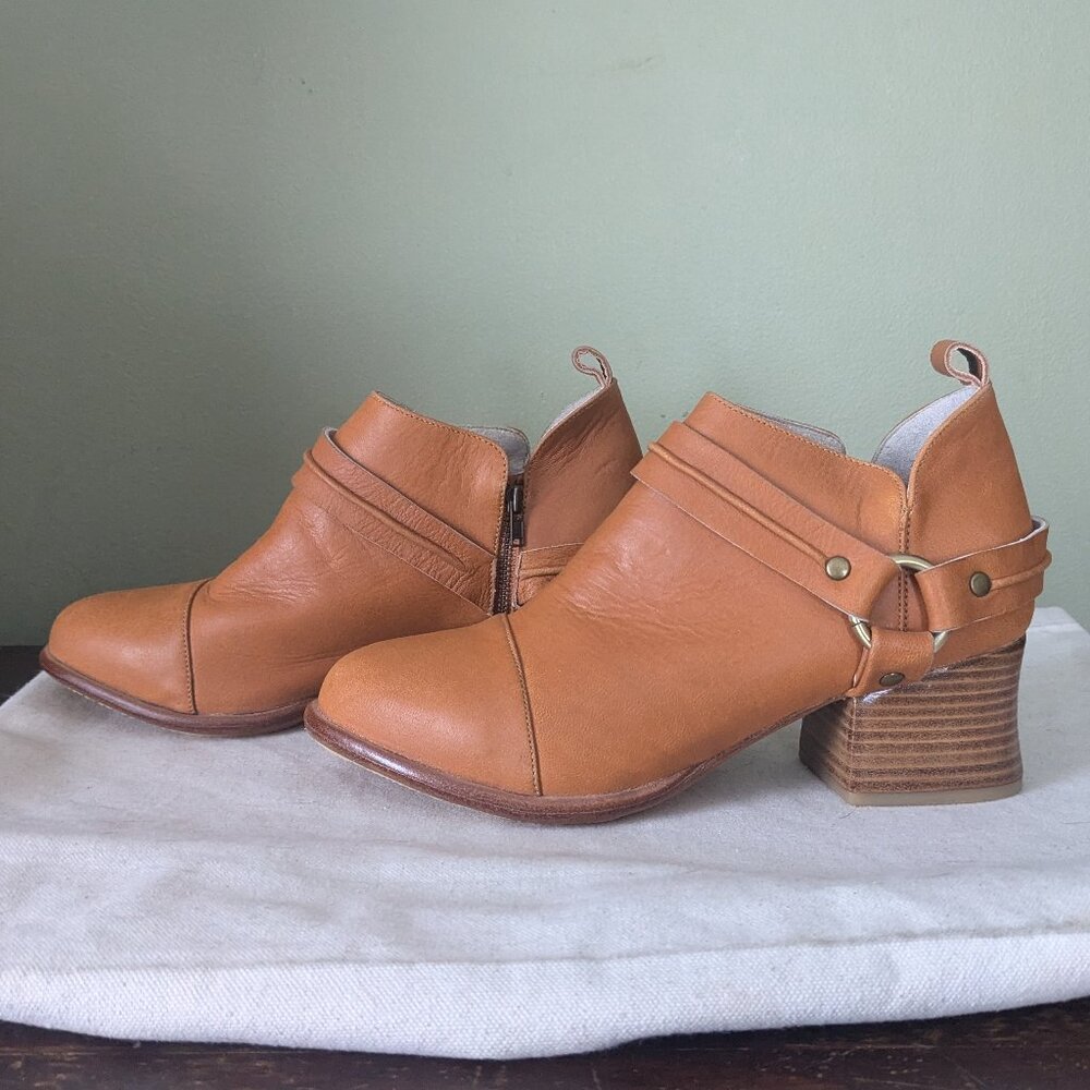 Bali Elf Dasha Low Ankle Booties - Never Worn